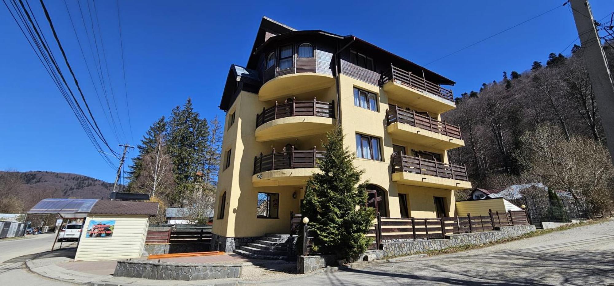 Pensiunea Clasic Busteni Exterior photo